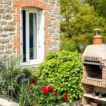 Maison Confortable A Avec Jardin Et Cheminee Ferienhaus Rostrenen